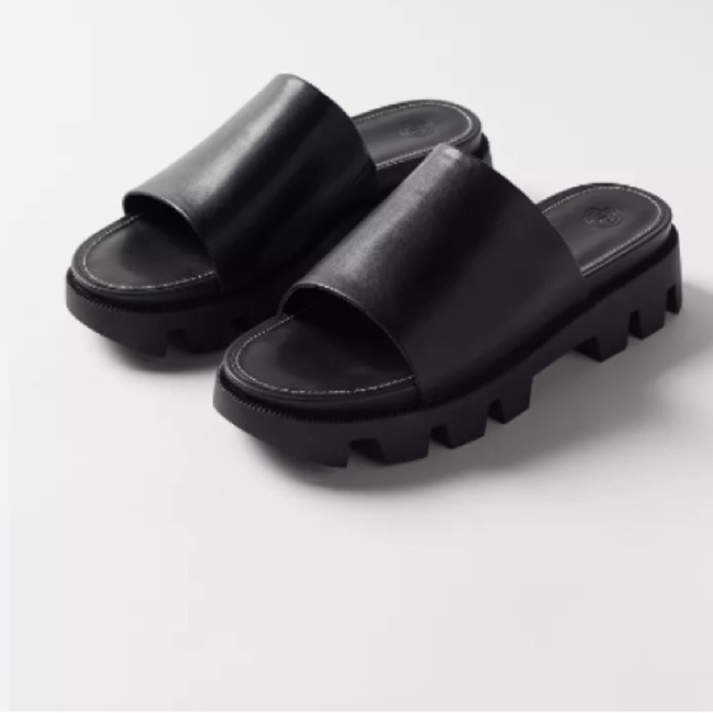 Urban outfitters lug platform shoe size 7